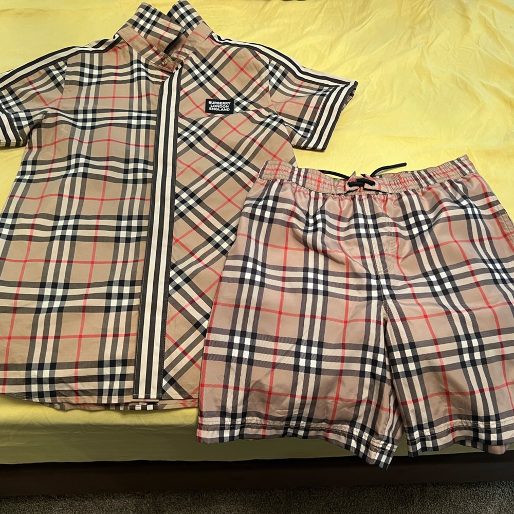 Burberry shirt and shorts sets